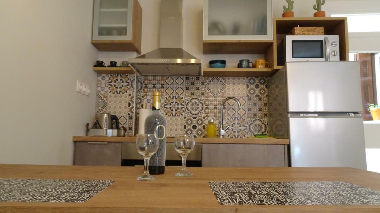 Elegant And Comfortable In The Center Apartment