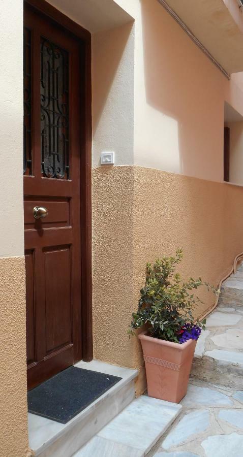 Apartment Elegant And Comfortable In The Center Ermoupoli